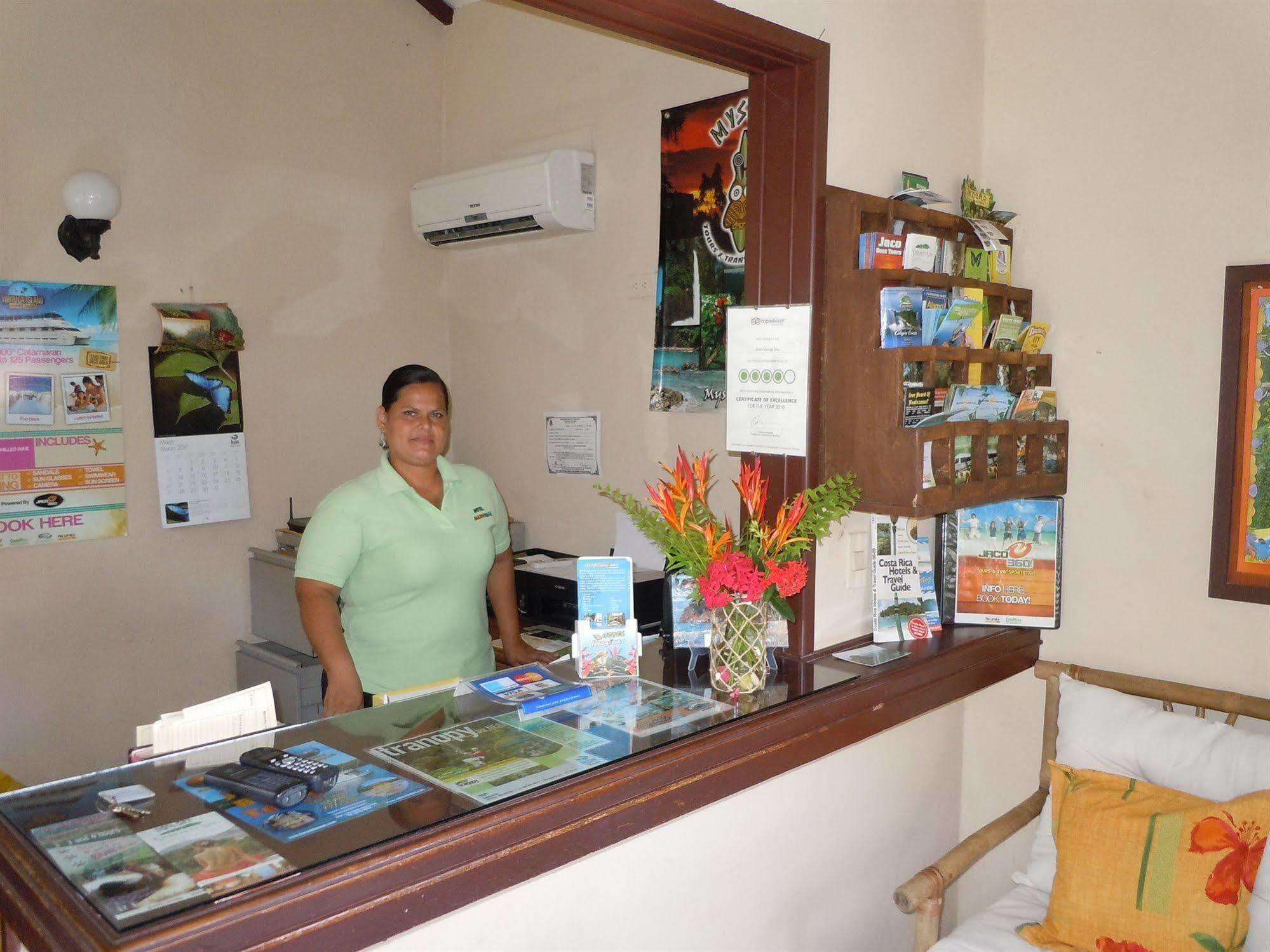 Hotel Mango Mar Jacó Buitenkant foto
