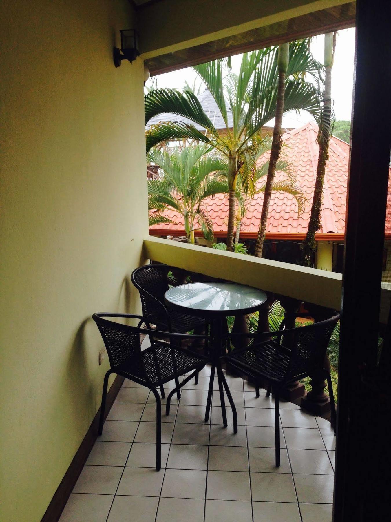 Hotel Mango Mar Jacó Buitenkant foto