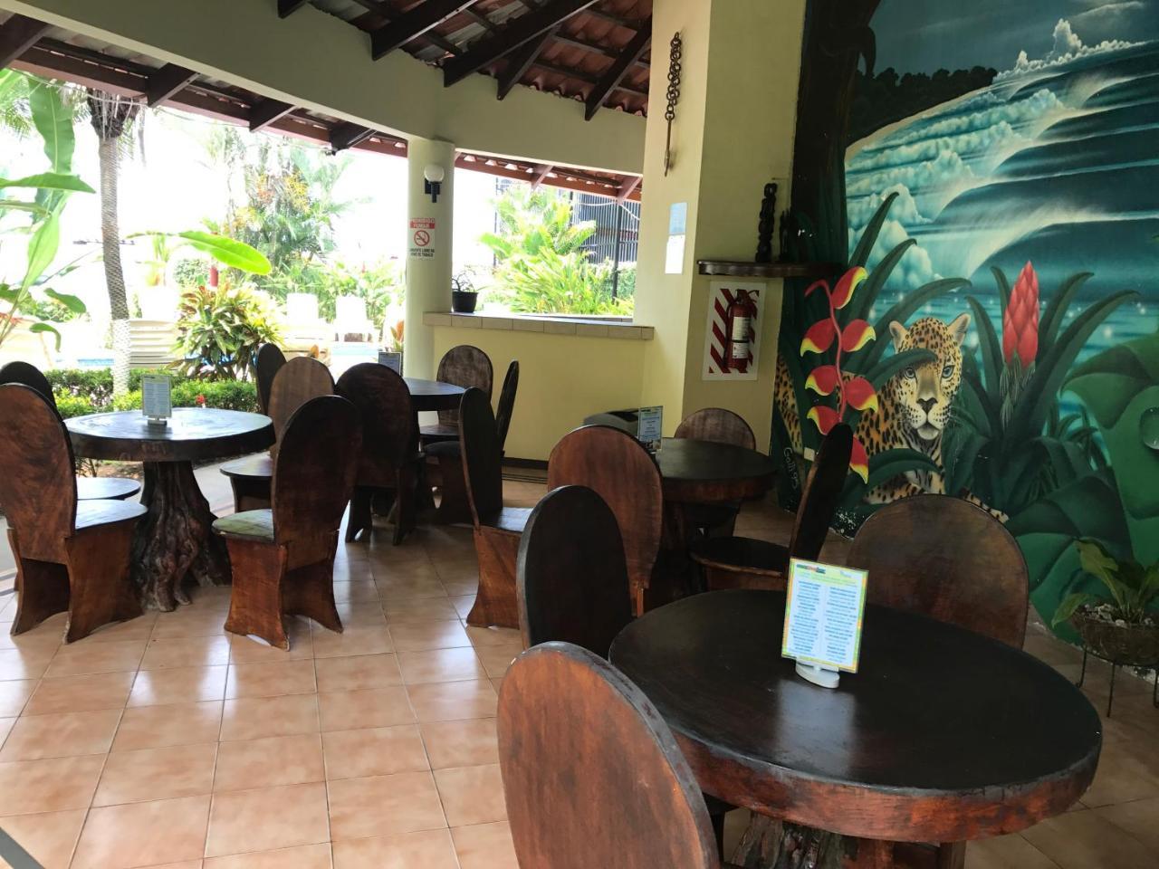 Hotel Mango Mar Jacó Buitenkant foto