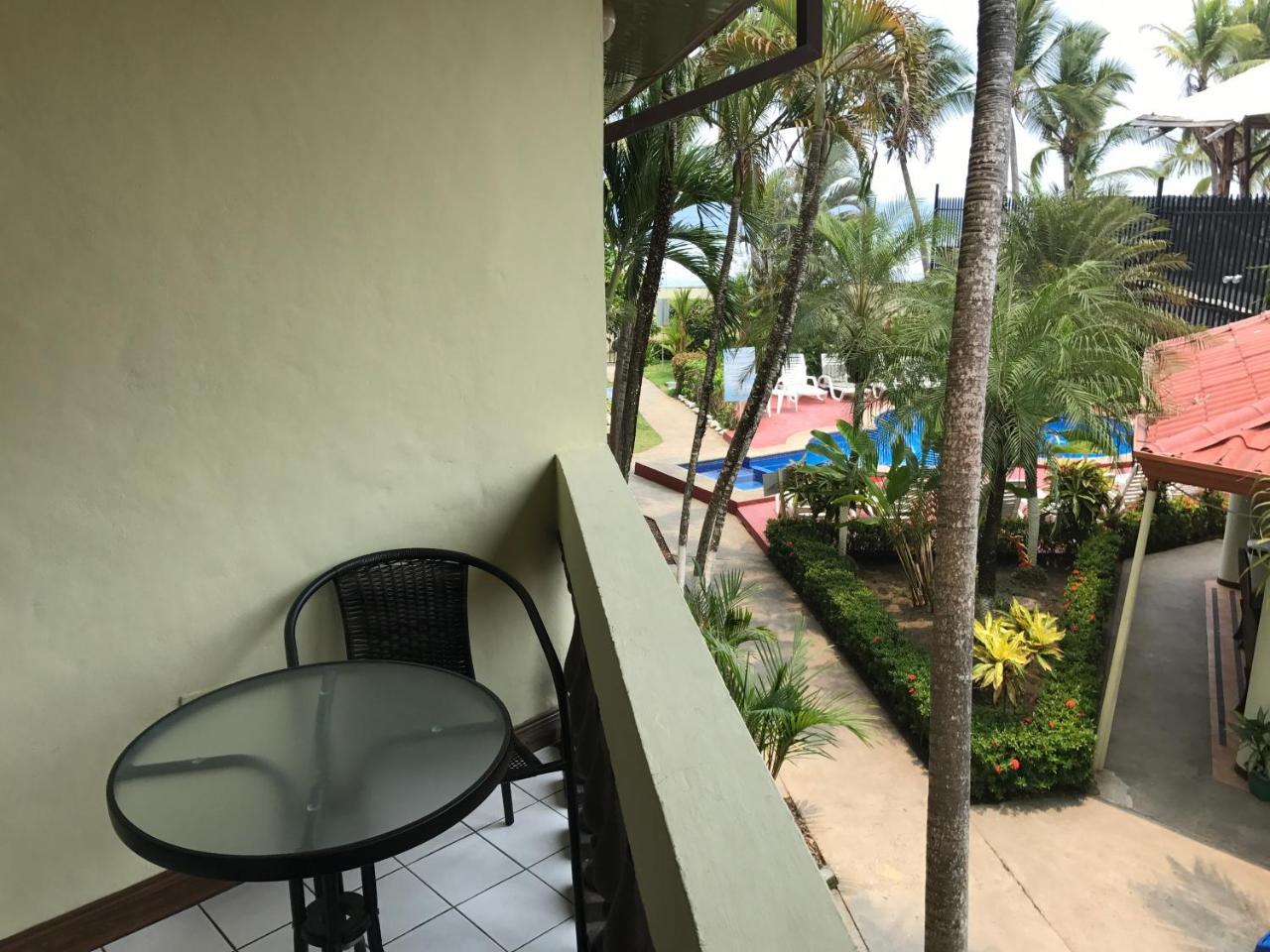Hotel Mango Mar Jacó Buitenkant foto