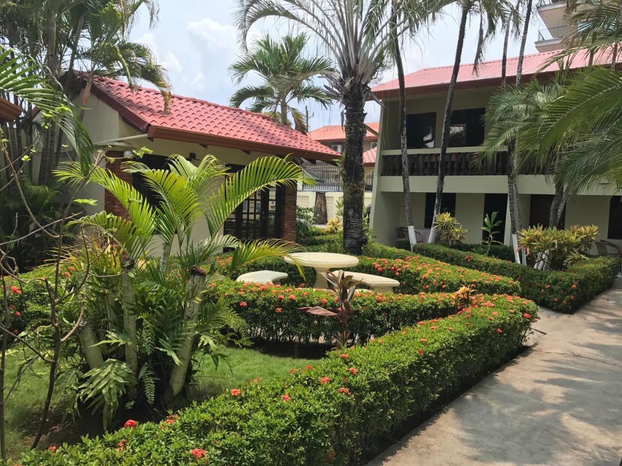 Hotel Mango Mar Jacó Buitenkant foto